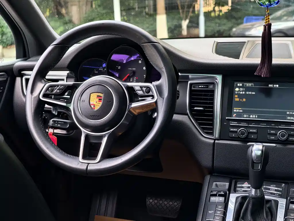 Porsche Macan 2015 — фото 8