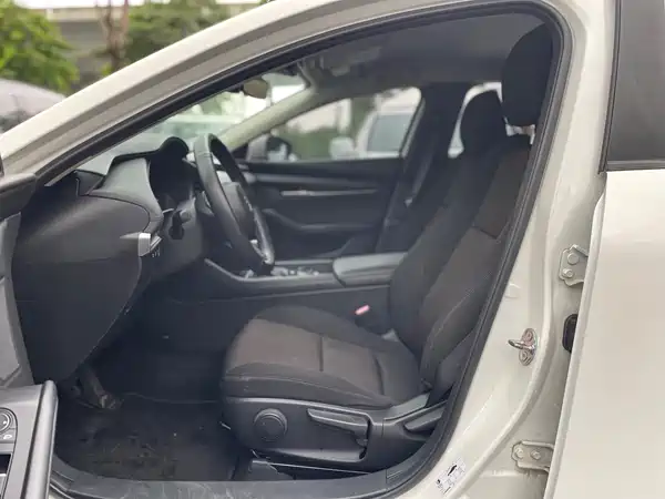 Mazda 3 Axela 2020