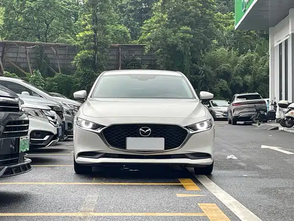 Mazda 3 Axela 2020