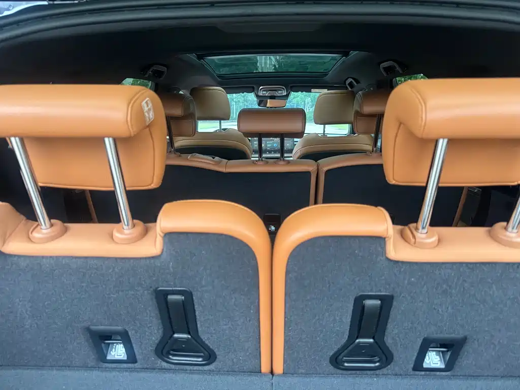 BYD Tang New Energy 2023 — фото 16