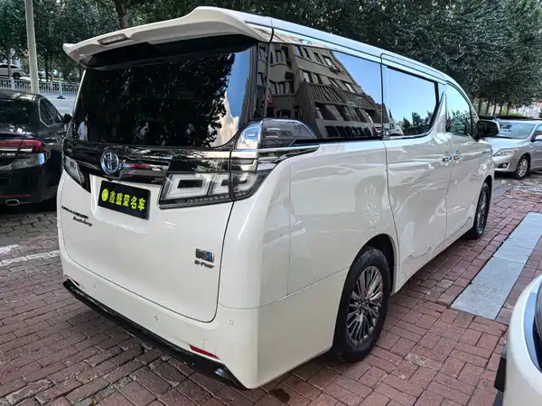 Toyota Vellfire 2022