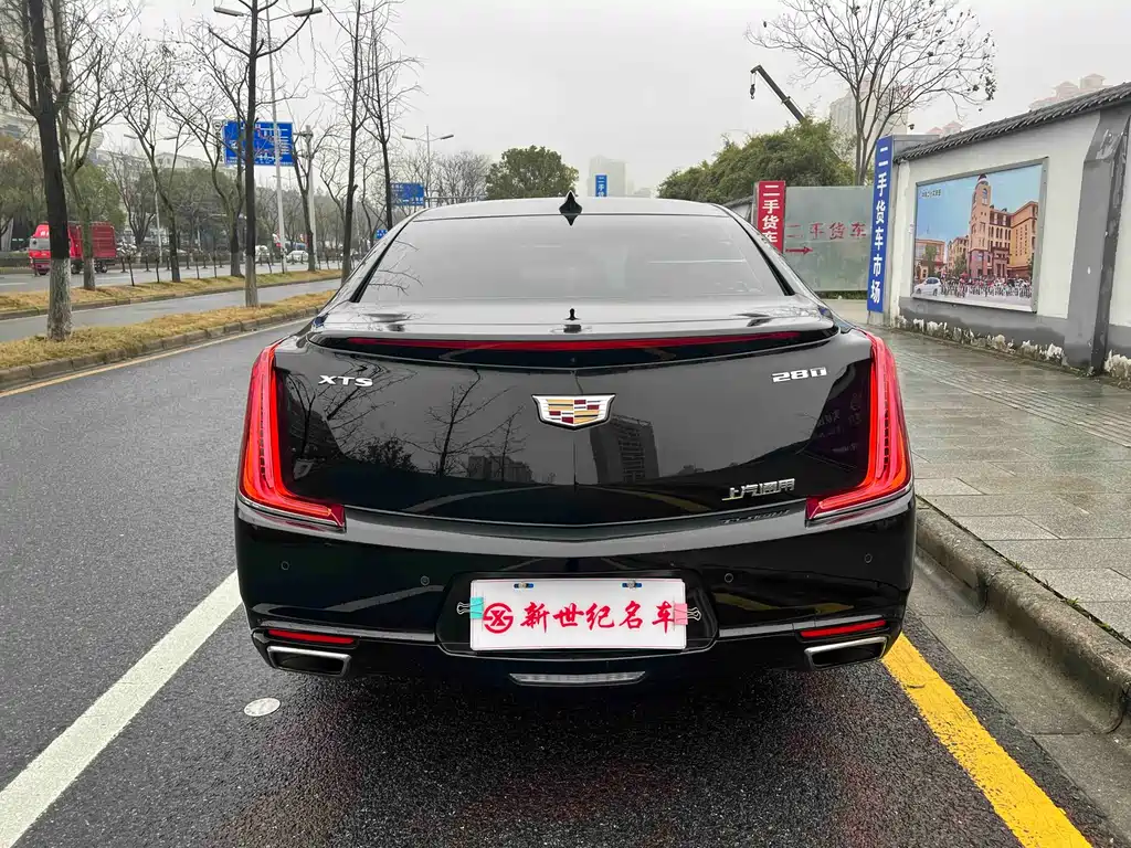 Cadillac XTS 2018 — фото 12