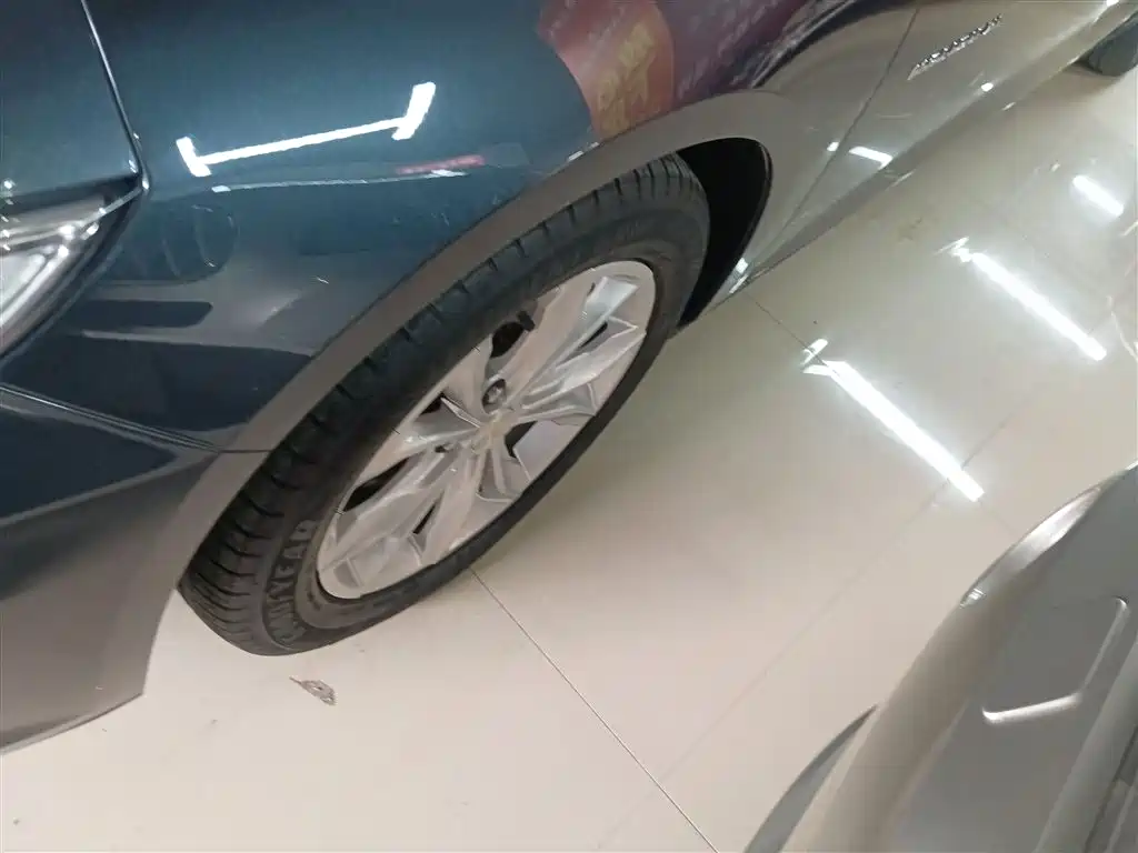 Chevrolet Malibu XL 2022 — фото 23