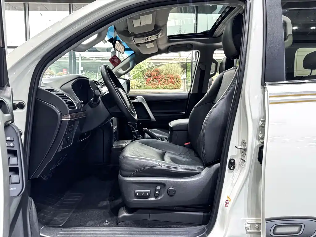 Toyota Prado 2018