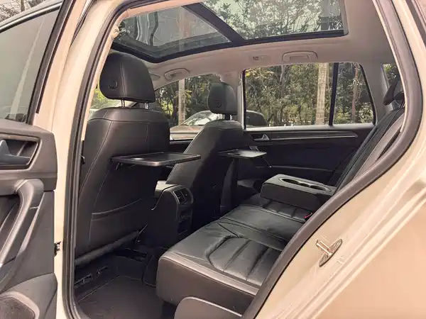 Volkswagen Golf Jialu 2016