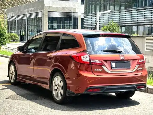 Honda Jade 2016