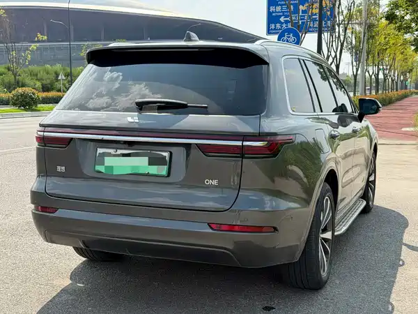 Li Auto ONE 2021