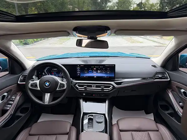 BMW 3 Series 2023