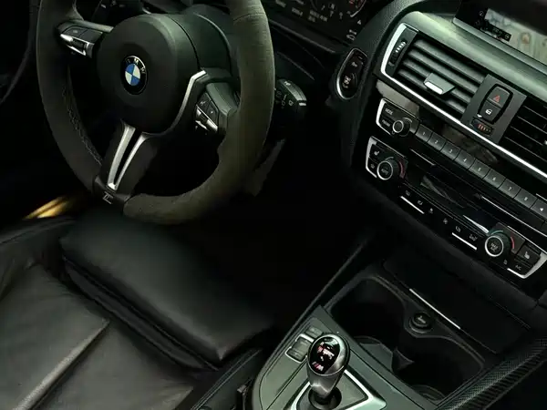 BMW M2 2016