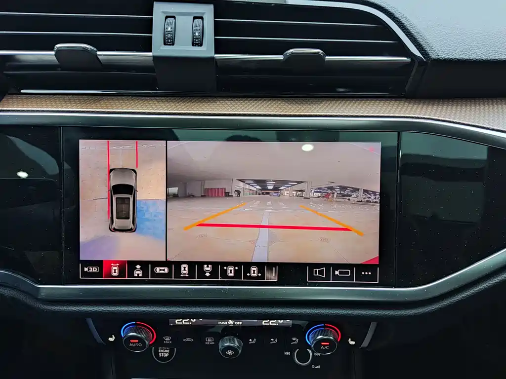 Audi Q3 2022 — фото 18