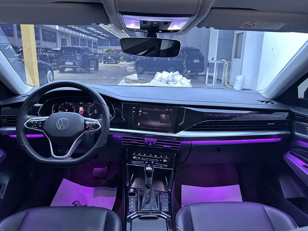 Volkswagen Passat 2023