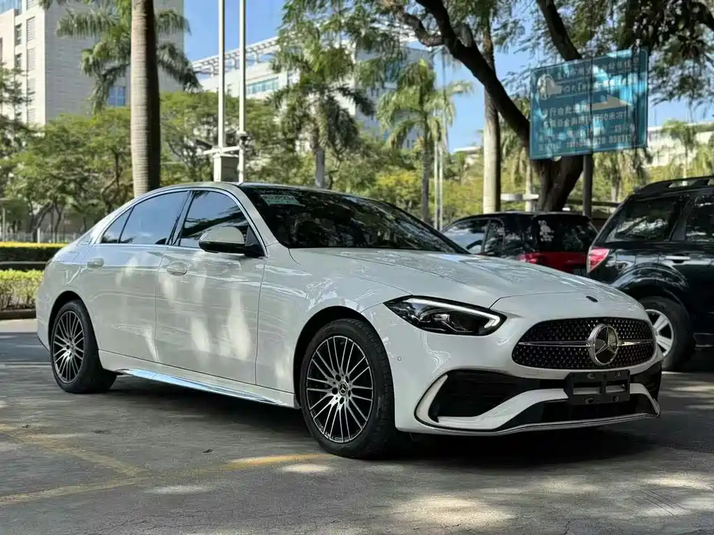 Mercedes-Benz C-Class 2023