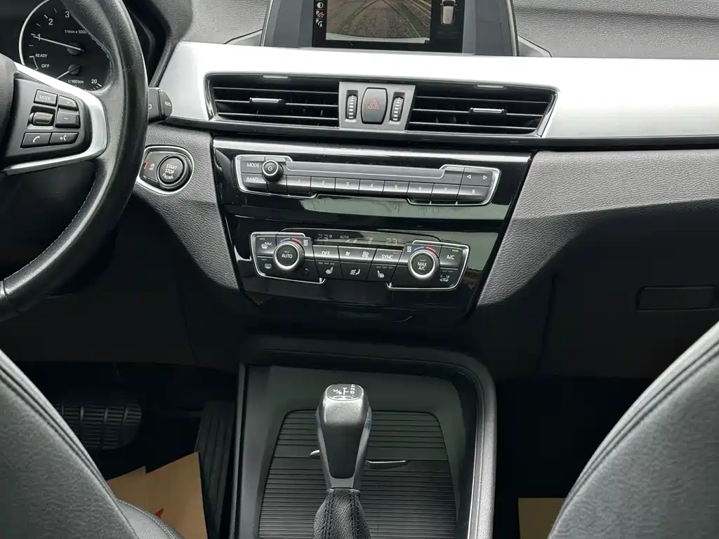 BMW X1 2017 — фото 17