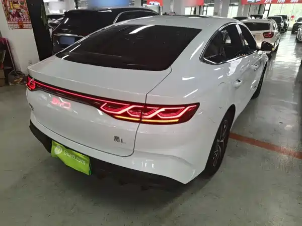 BYD Qin L 2024