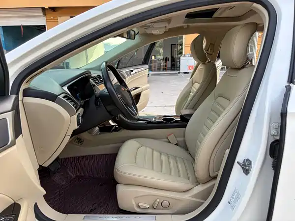 Ford Mondeo 2013