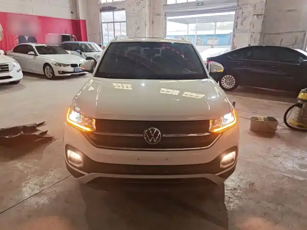 Volkswagen Tacqua 2021