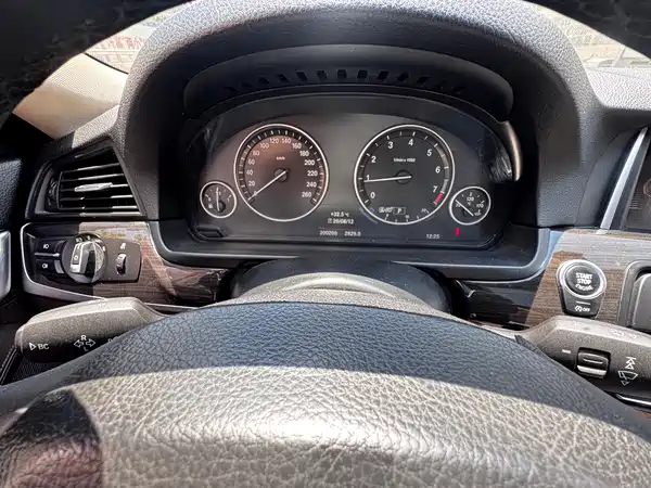 BMW 5 Series 2015
