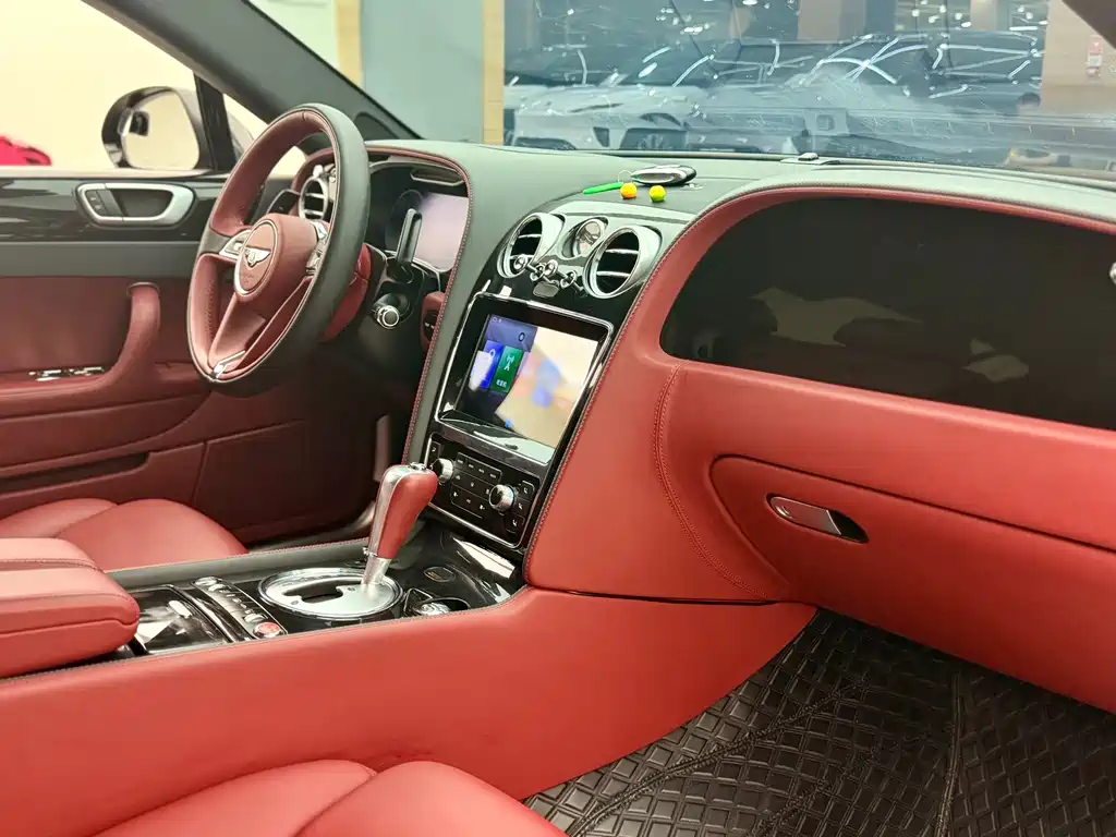 Bentley Flying Spur 2010 — фото 15
