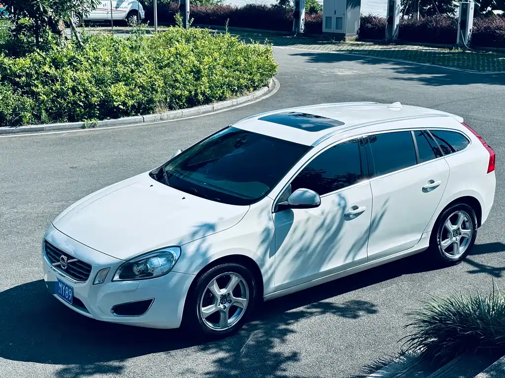 Volvo V60 2013