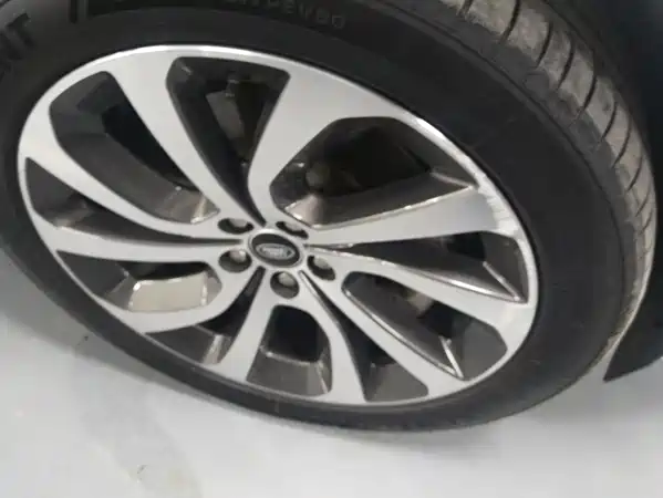 Land Rover Discovery Sport 2022