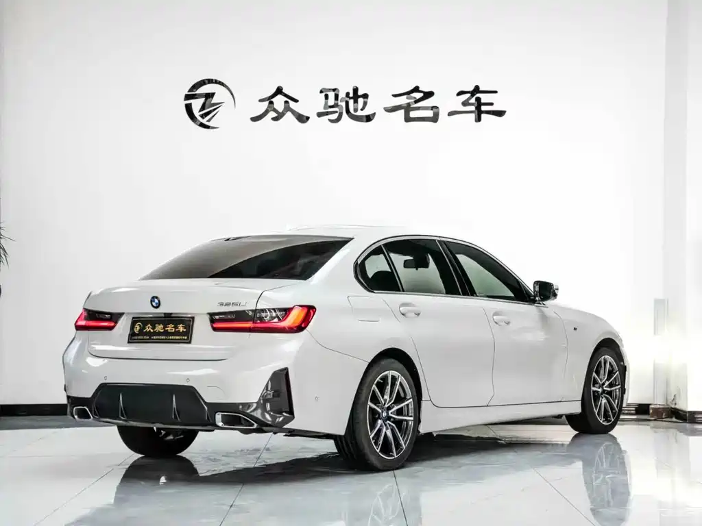 BMW 3 Series 2023 — фото 12