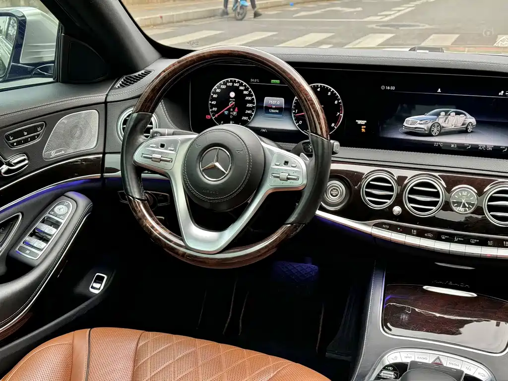Mercedes-Benz Maybach S-Class 2020 — фото 10