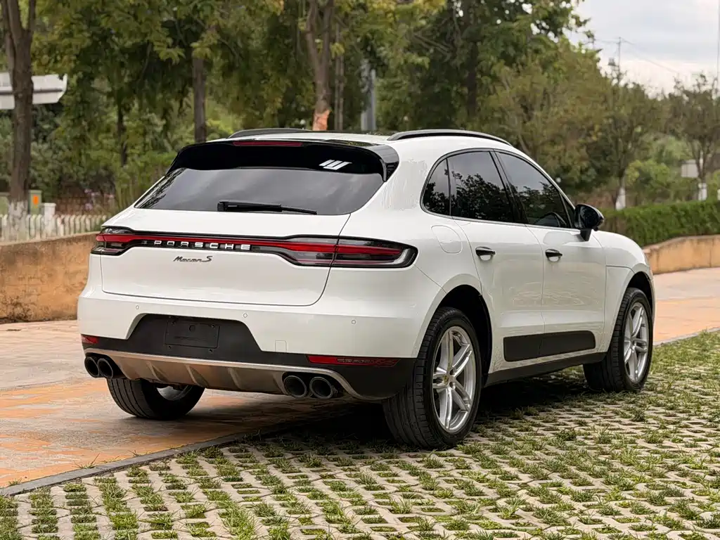 Porsche Macan 2022 — фото 6