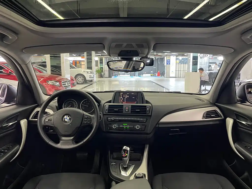 BMW 1 Series 2014 — фото 11