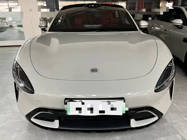 Xiaomi SU7 2024