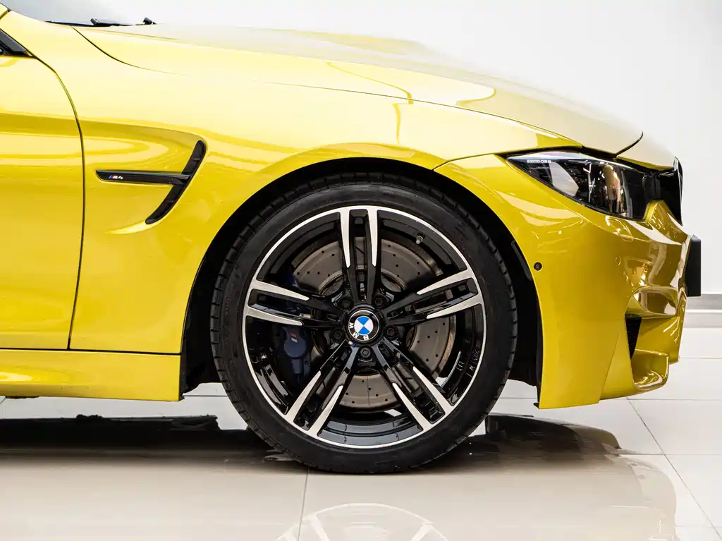 BMW M4 2017 — фото 8