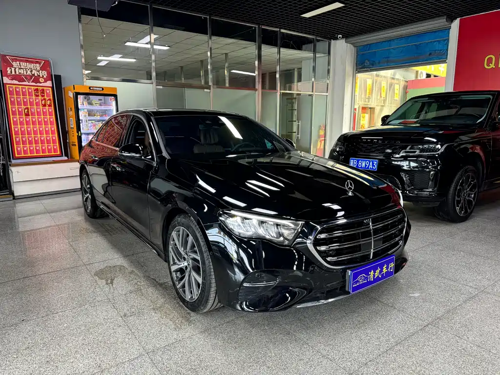 Mercedes-Benz E-Class 2024