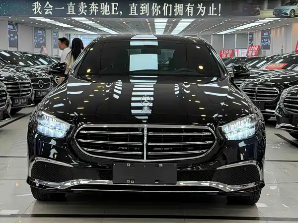 Mercedes-Benz E-Class 2023