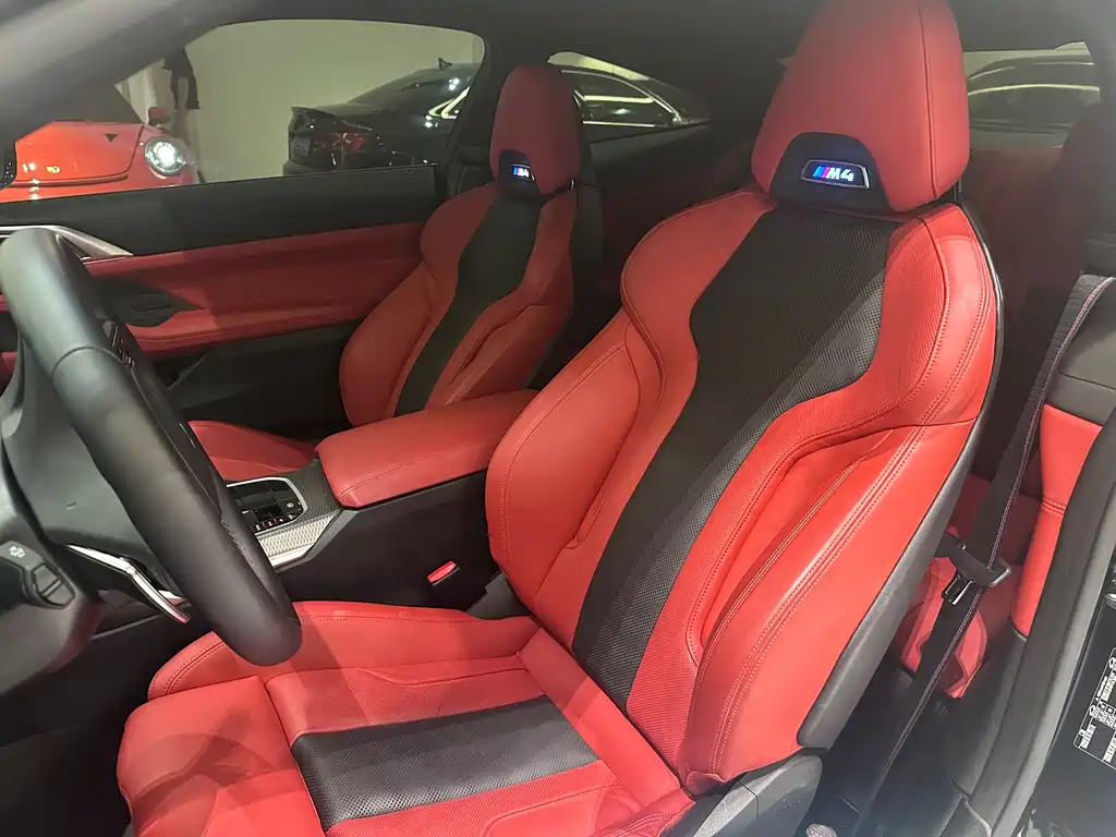 BMW M4 2023 — фото 12
