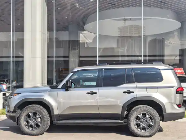 Lexus GX 2025
