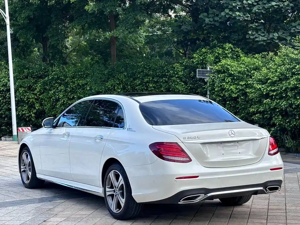 Mercedes-Benz E-Class 2018