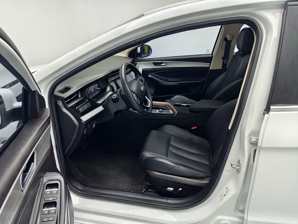 Chery Arrizo 5 PLUS 2022 — фото 17