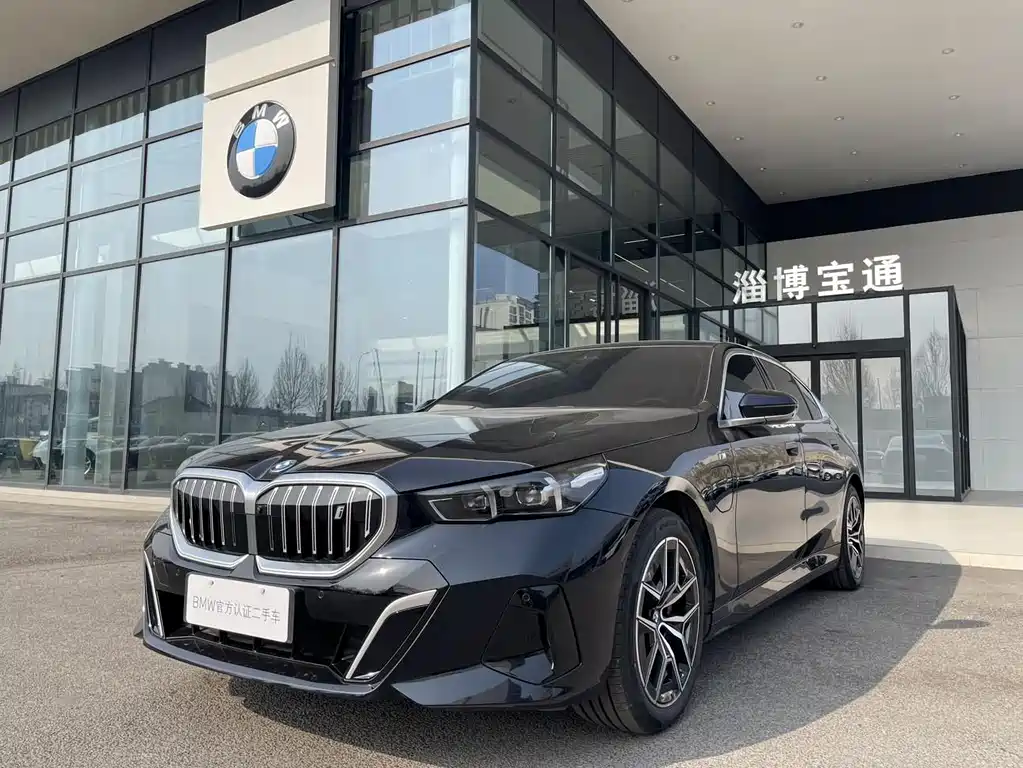 BMW i5 2025 — фото 10