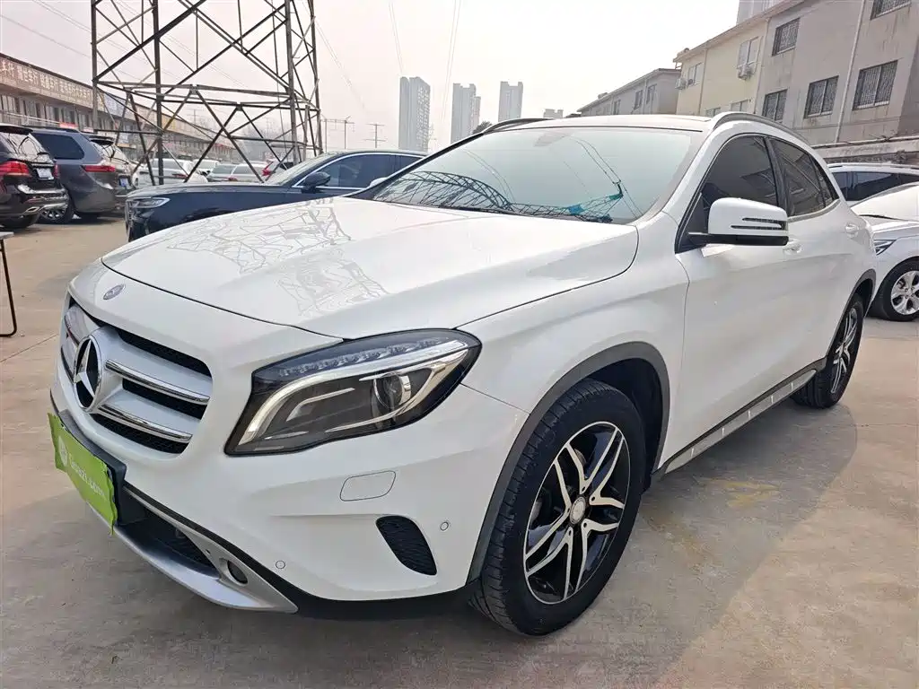 Mercedes-Benz GLA 2017 — фото 1