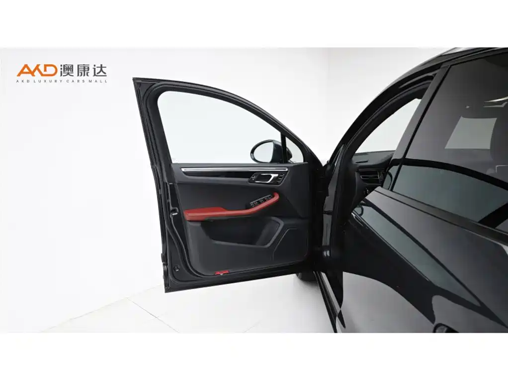 Porsche Macan 2023 — фото 10