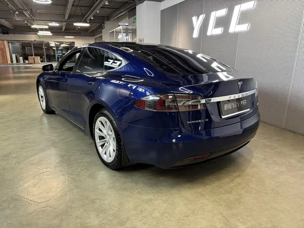 Tesla Model S 2019 — фото 3