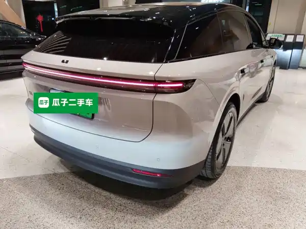 Li Auto i6 2025
