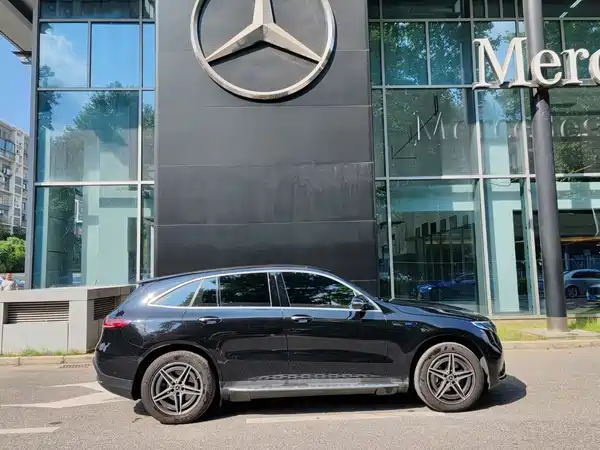 Mercedes-Benz EQC 2022