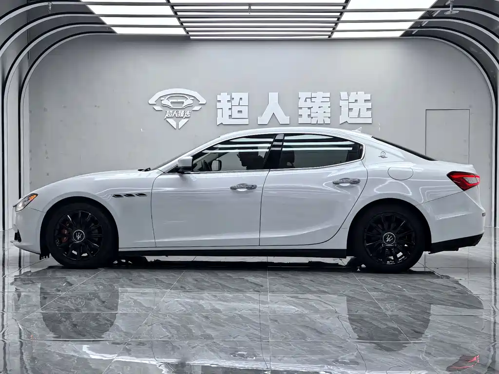 Maserati Ghibli 2016 — фото 13
