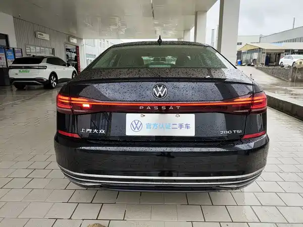 Volkswagen Passat 2024