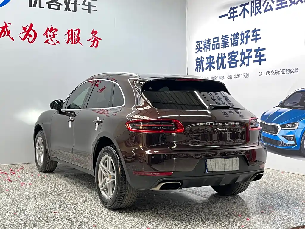 Porsche Macan 2016 — фото 15