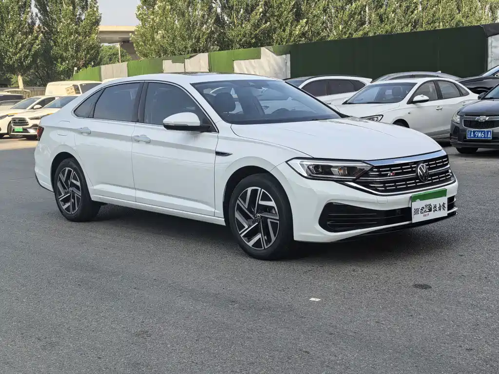 Volkswagen Sagitar 2023