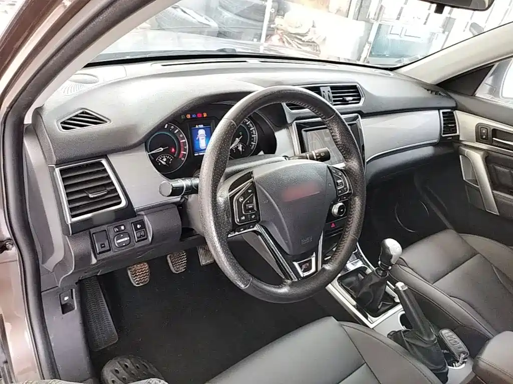 Haval H2 2015 — фото 10