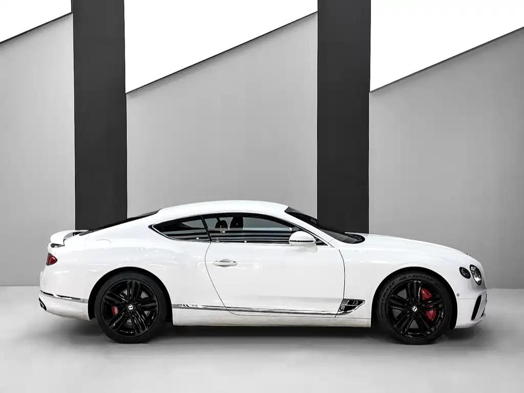 Bentley Continental 2020 — фото 6