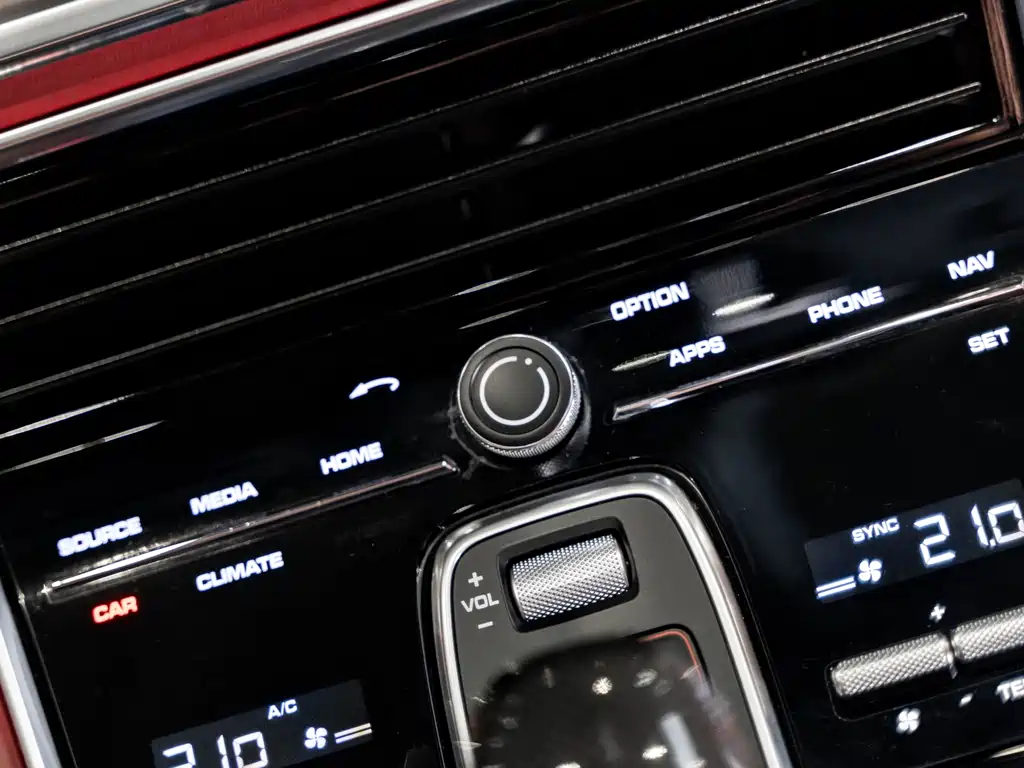 Porsche Panamera 2019 — фото 14