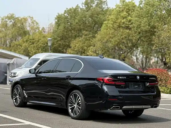 BMW 5 Series 2022